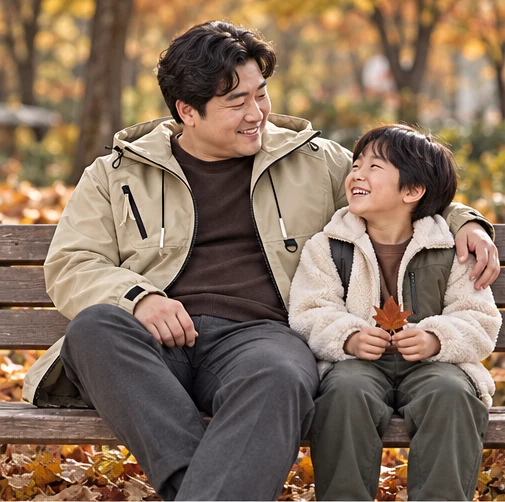 상의와 함께 입은 아이와 외출 코디